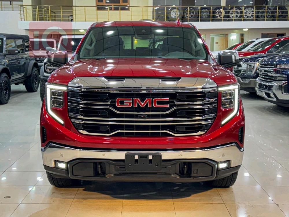 GMC Sierra